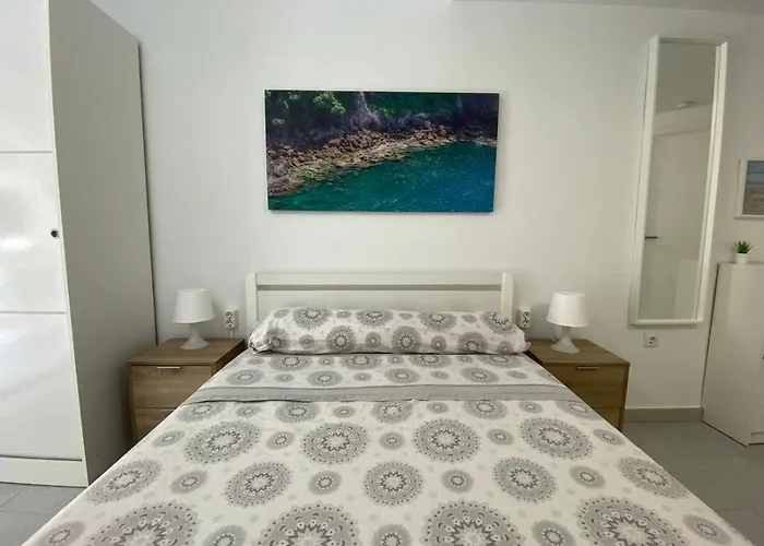 Sunny Fiat Lejlighed